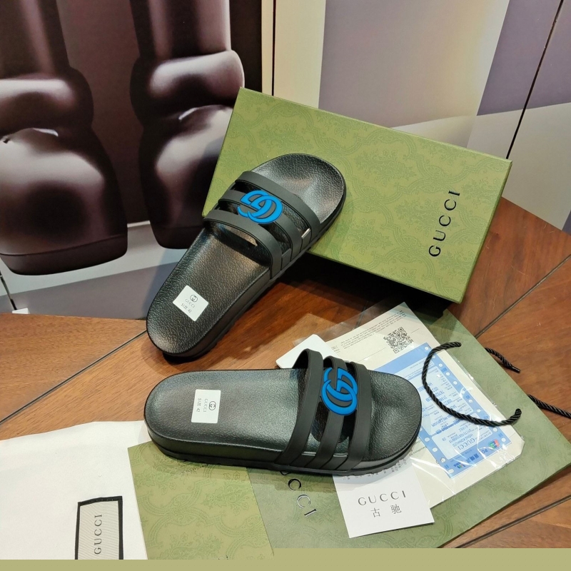 G*u*i slippers